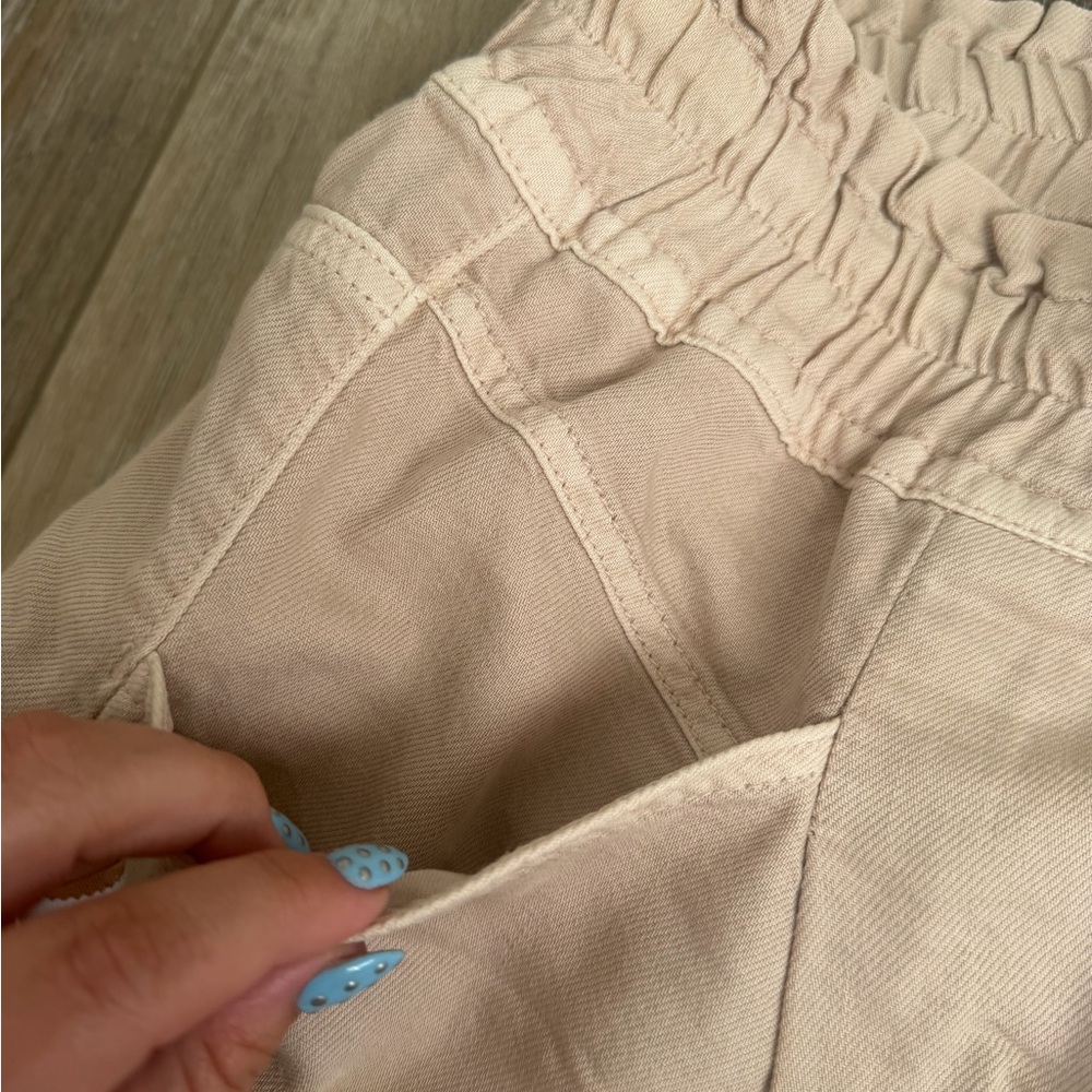 Anthropologie Sz L Pilcro Cream metallic Drawstring high waisted shorts - Picture 6 of 7